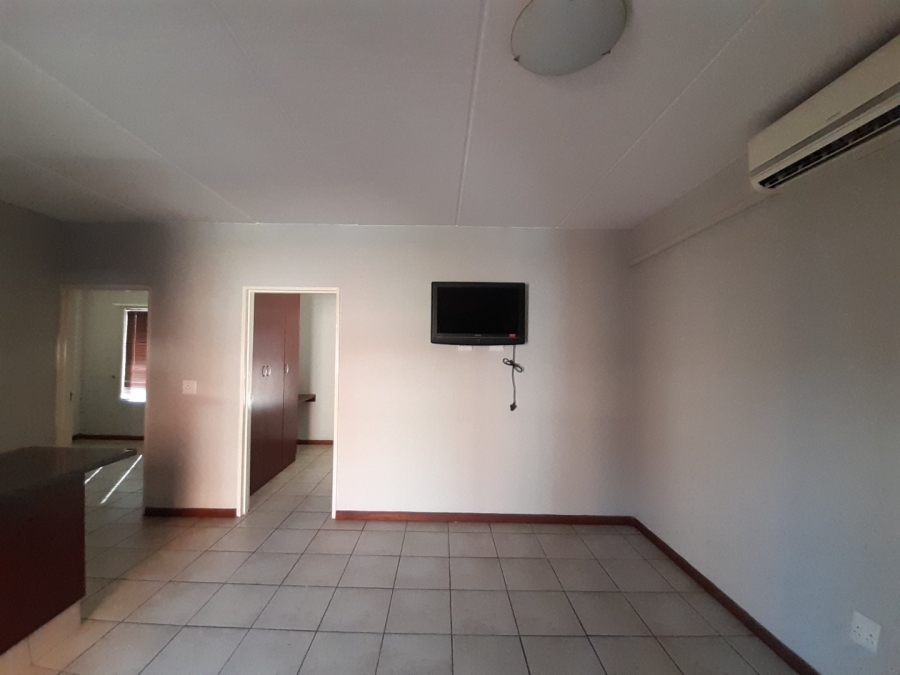 2 Bedroom Property for Sale in Bult South North West